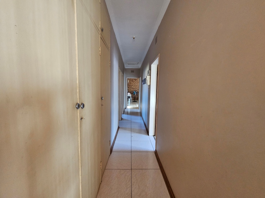 To Let 3 Bedroom Property for Rent in Wilkoppies North West